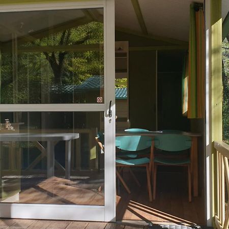 Camping Avec Piscine Et Riviere A Tournon Sur Rhone Ardeche Exteriér fotografie