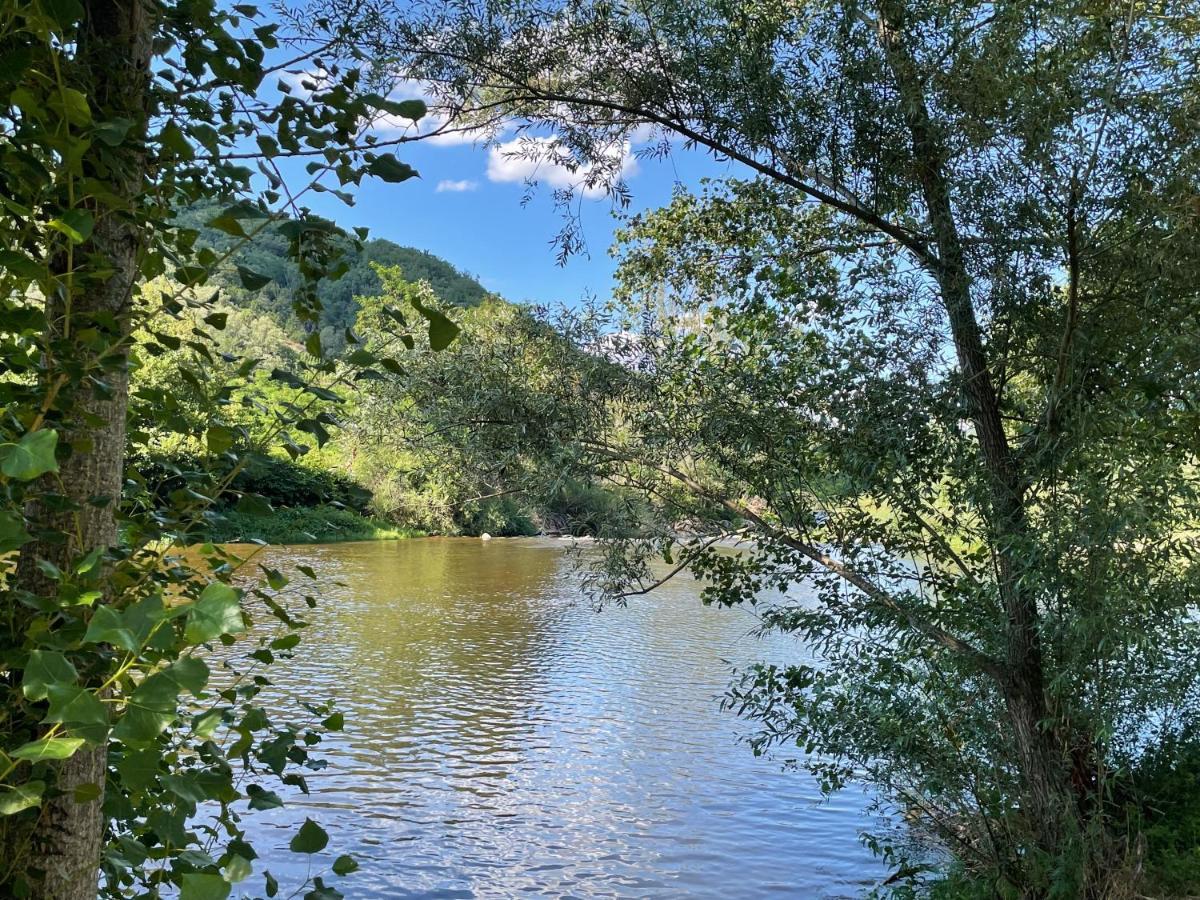 Camping Avec Piscine Et Riviere A Tournon Sur Rhone Ardeche Exteriér fotografie