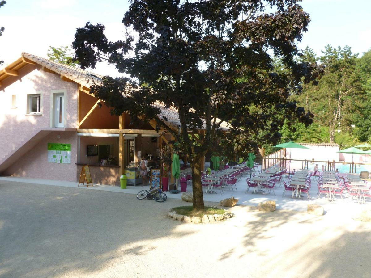 Camping Avec Piscine Et Riviere A Tournon Sur Rhone Ardeche Exteriér fotografie